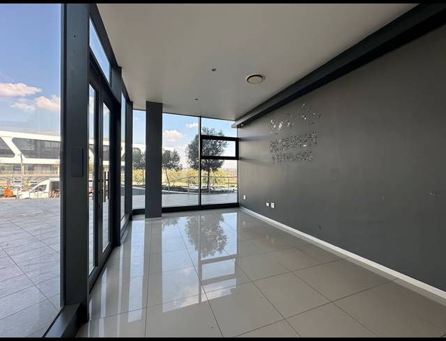 188.40M² OFFICE TO LET IN DORINGKLOOF